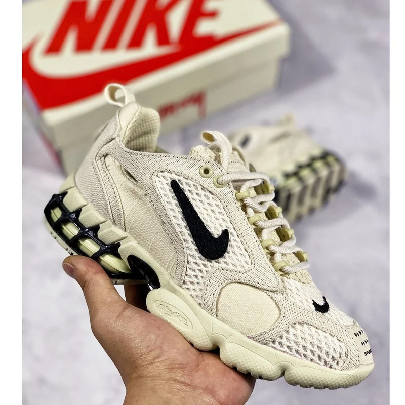 air_zoom_spiridon_cage_2_stussy_fossil_2.webp