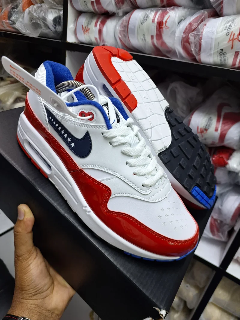 airmax_1_serena_william_design_crew_white_red_2.webp
