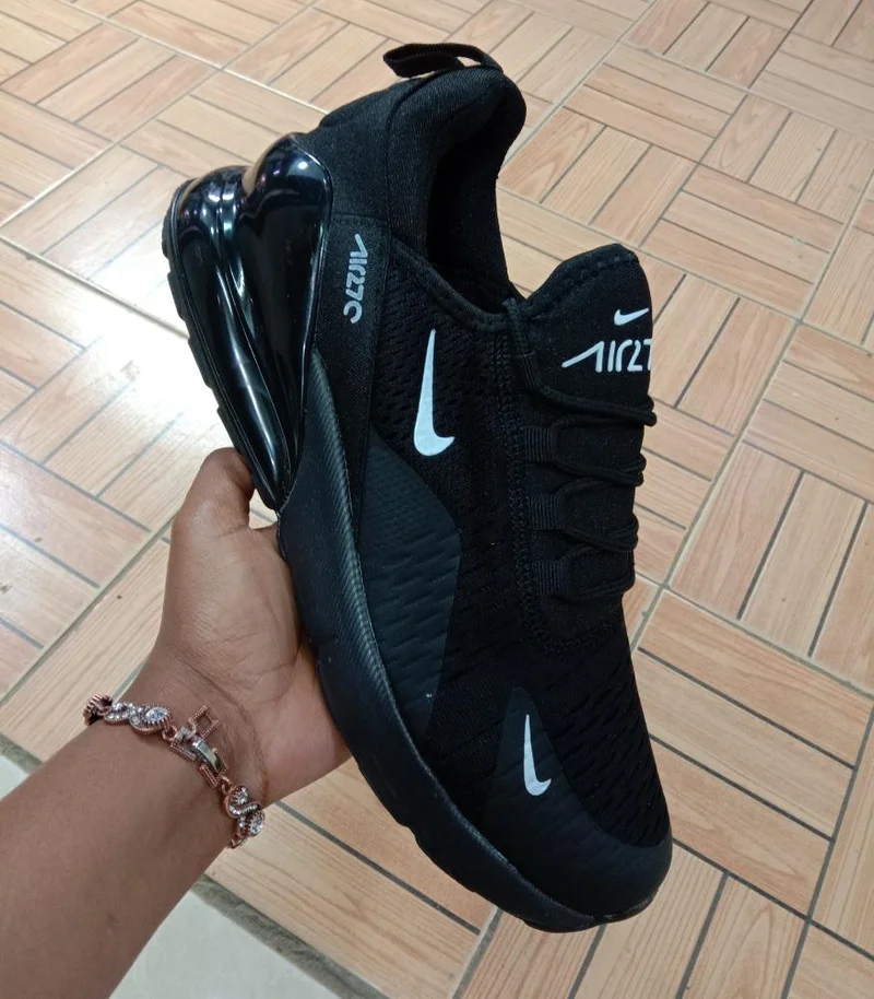 airmax_270_nike_sneakers_men_and_women_shoes_black_white_tick_2.webp