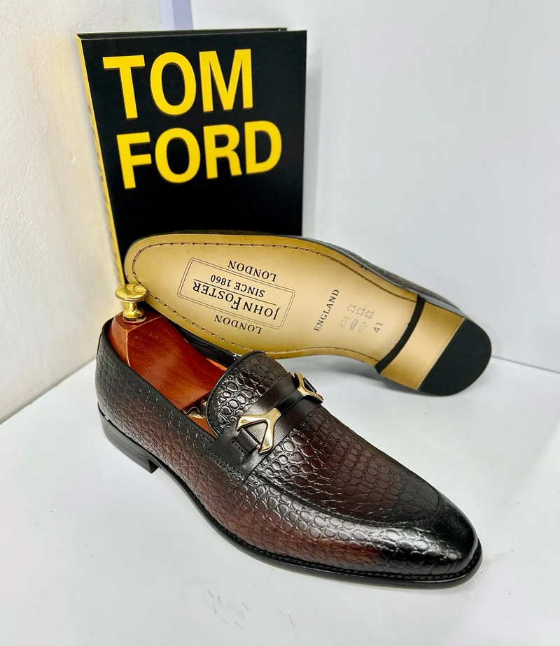 anaconda_textured_tom_ford_men’s_leather_dress_shoes_2.webp