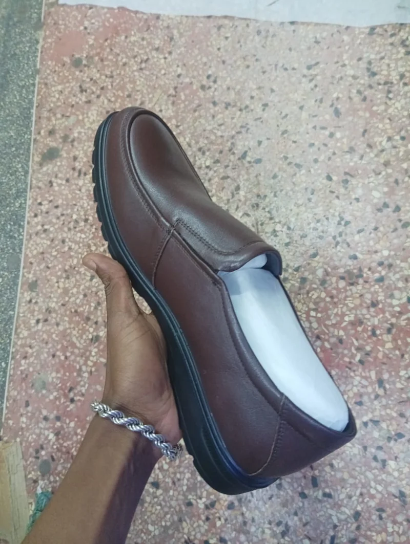 authentic_kangbao_leather_shoes_4.webp