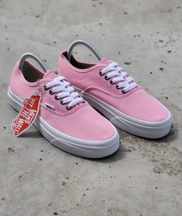 authentic_vans_sneakers_girl_-_pink_white_sole_2.webp
