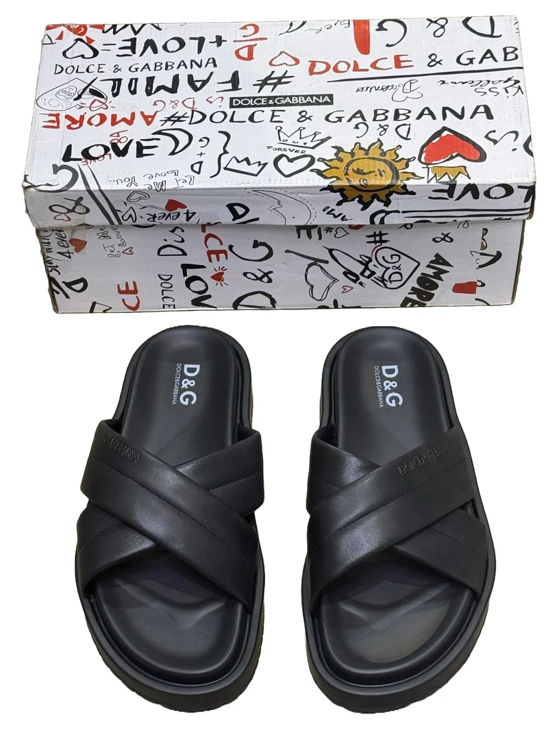 black__dolce_&_gabbana_slides_2.webp