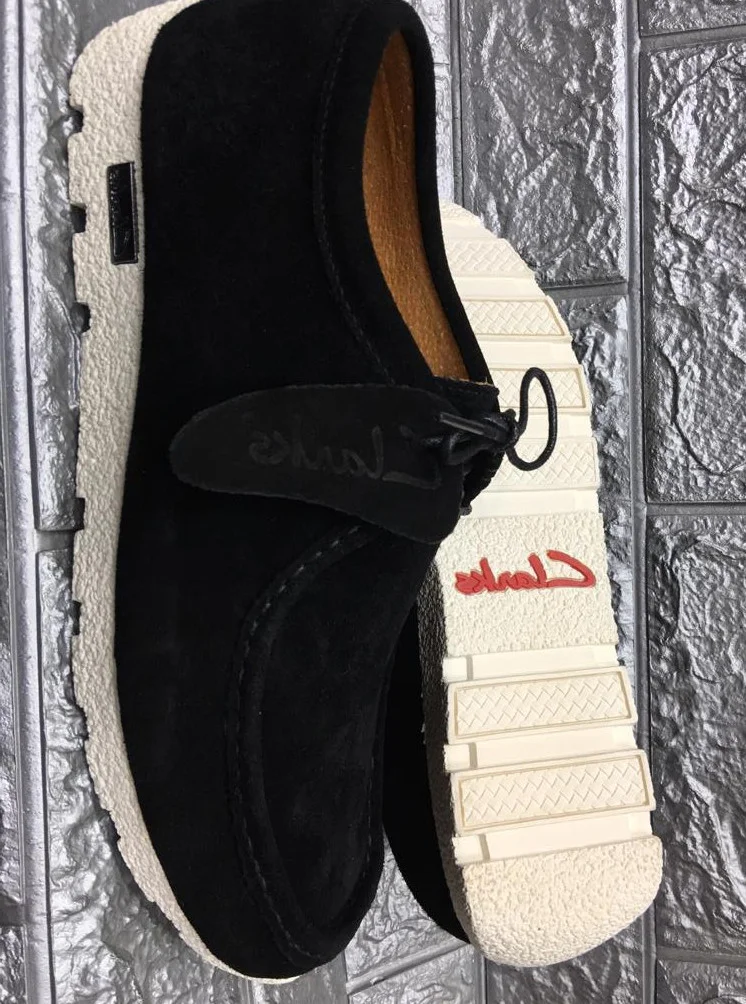black_-white_men_casual_clarks_loafers_clarks_2.webp