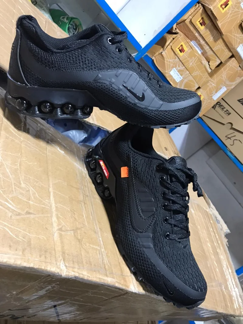 black_avatar__nike_2020_shox_reax_run_series_2.webp