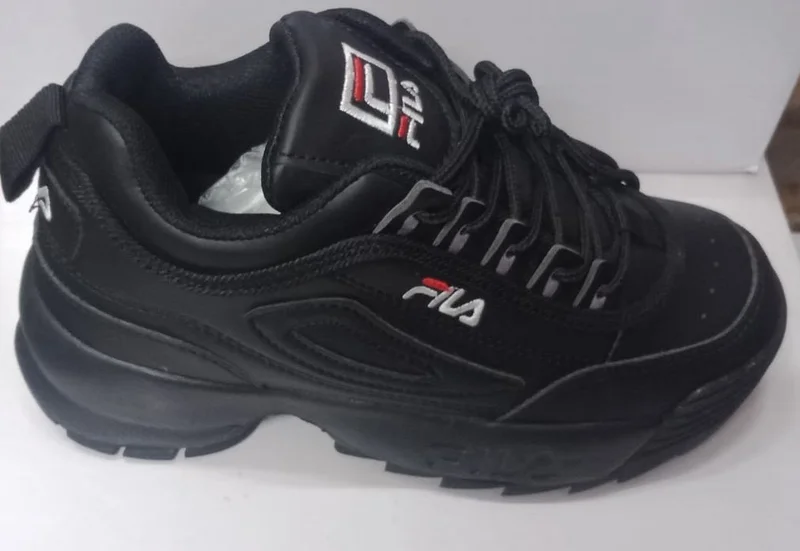 black_fila_sneakers_for_kids_2.webp