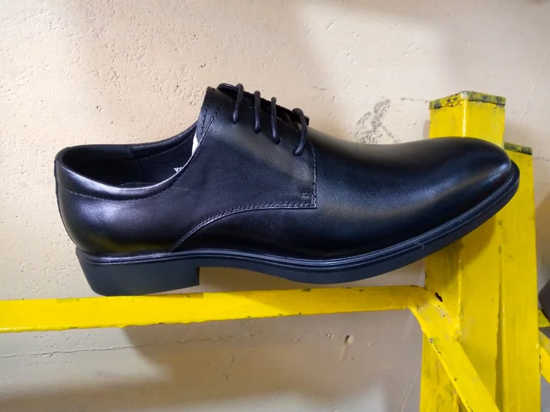 black_right_man_premium_leather_official_shoes_laced_men_shoes_2.webp