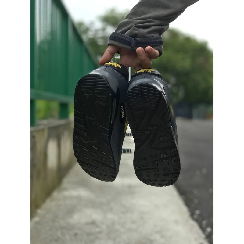 black_yellow_nike_air_max__90_sports_shoe_sneaker_men_and_women_shoes_2.webp