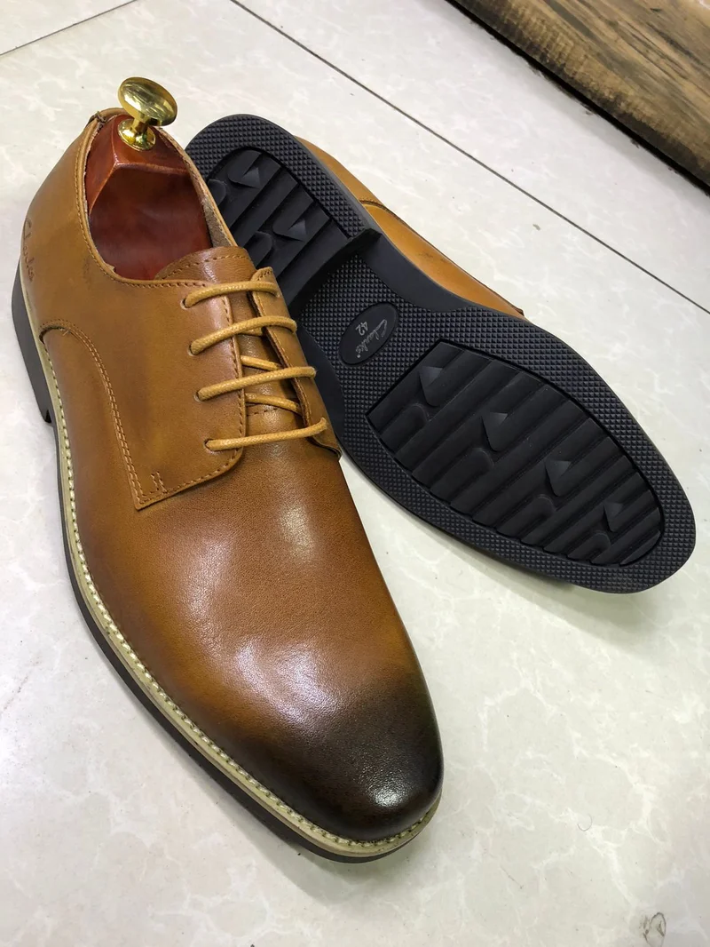 Clarks Laced Mustard Laced Smooth Leather Quality Official Shoes