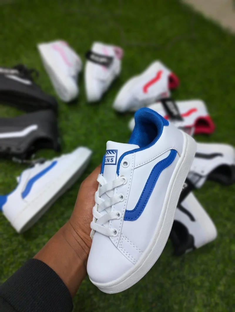 Kids SKATER Model Vans White and Blue Classic Old Skool Vans
