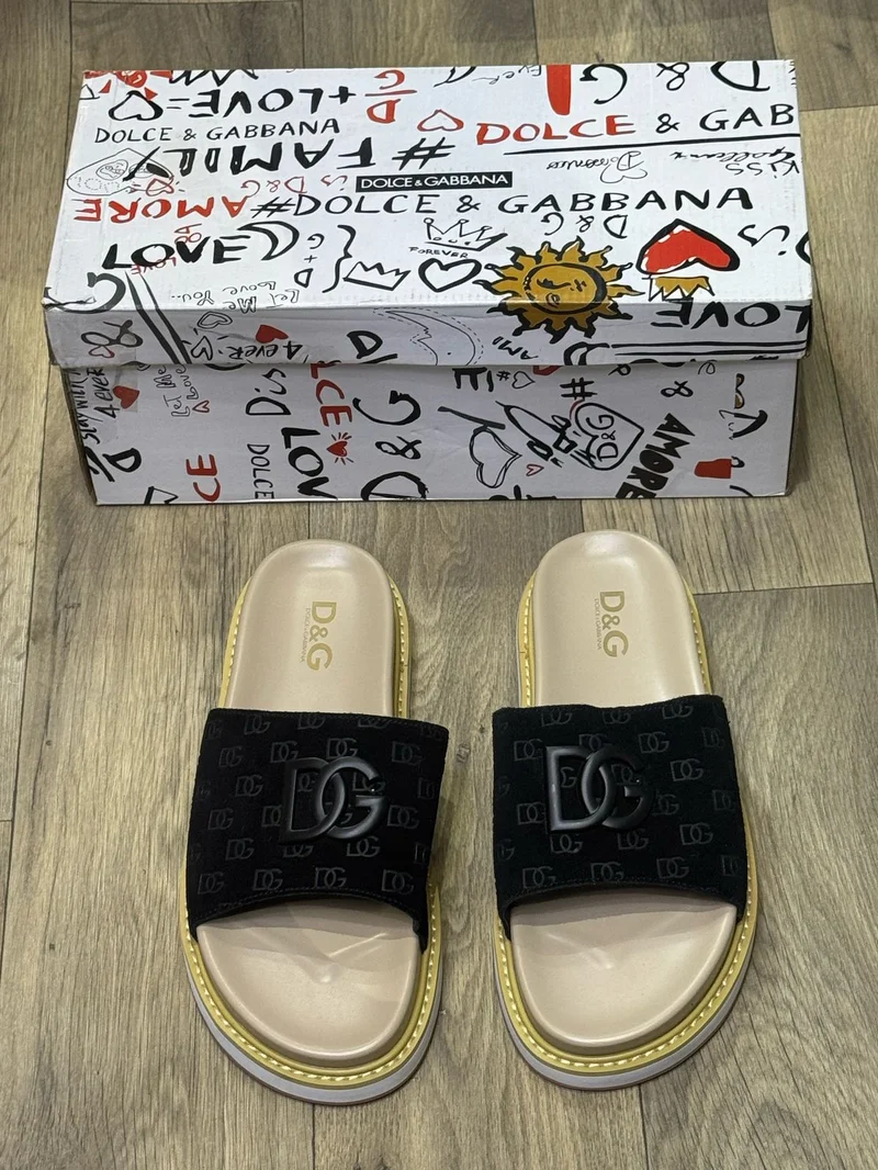 Dolce & Gabbana Slides