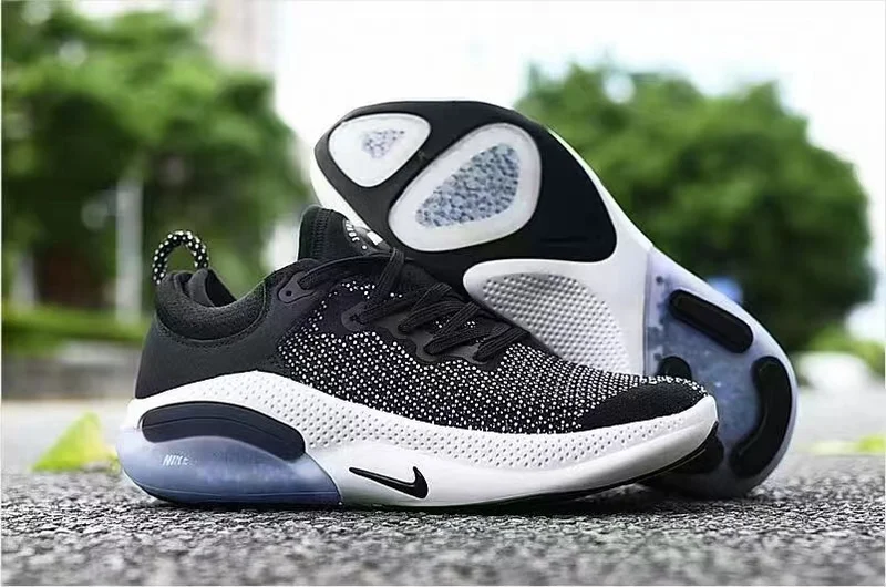 Nike Joyride Run Flyknit Black White