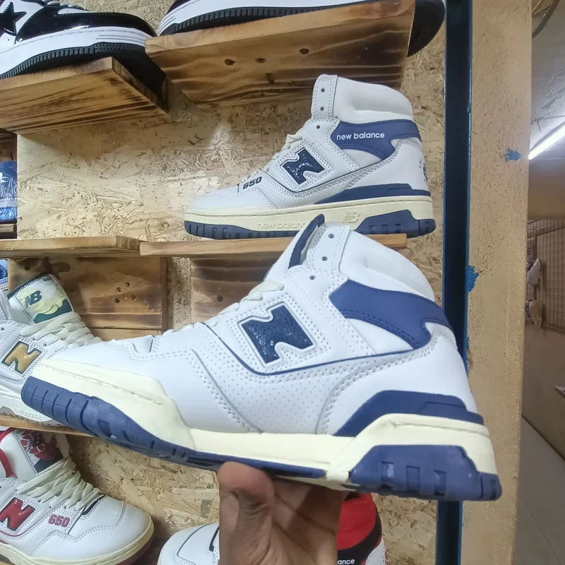 Original New balance 650 Accessible Unisex sneaker White Blue