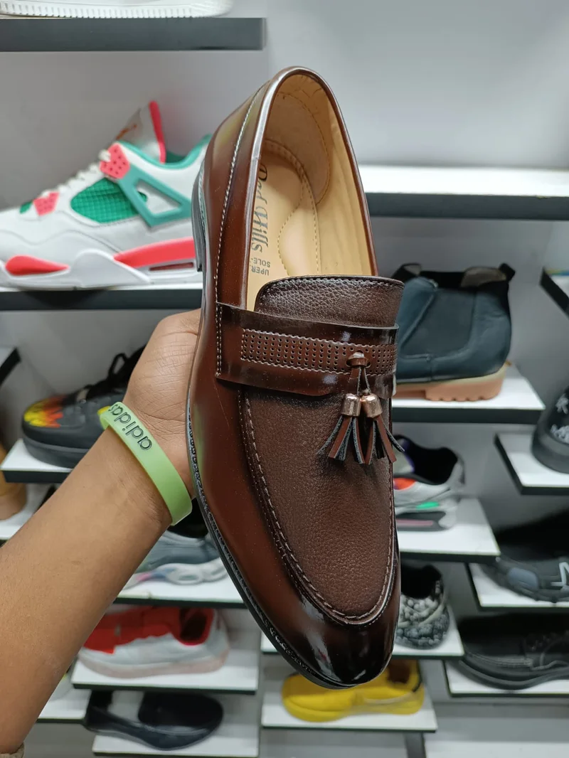Redhill Shoes Genuine Leather Slipon Official Men Shoes in Brown