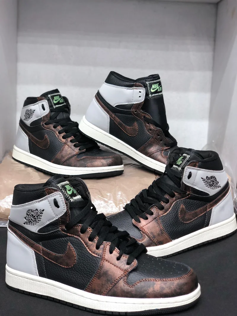 The Air Jordan 1 Retro High OG “Rust Shadow”