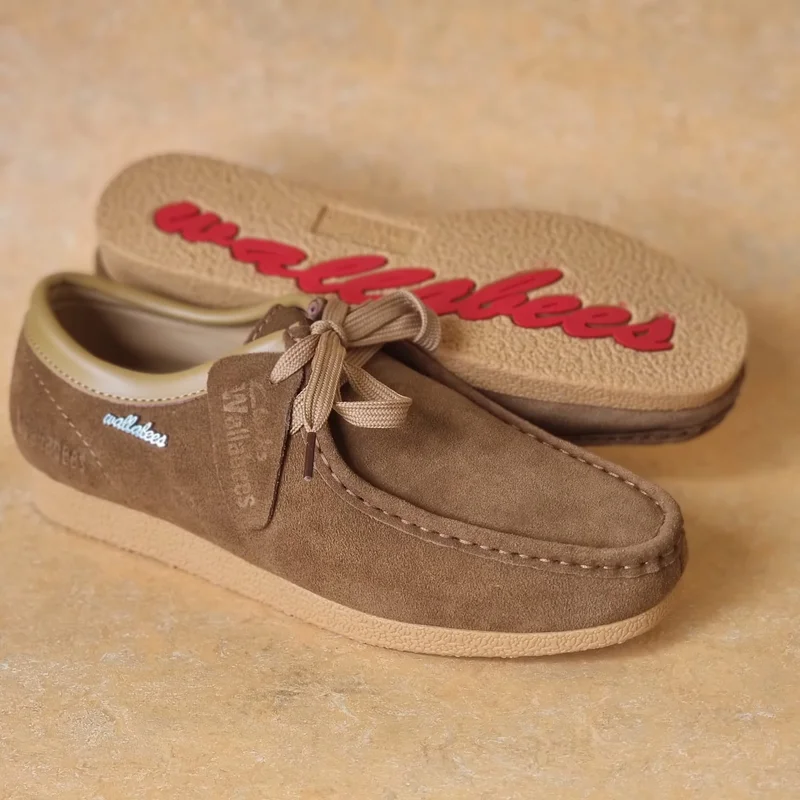 The Clarks Wallabee Brown Suede Shoes Moccassins