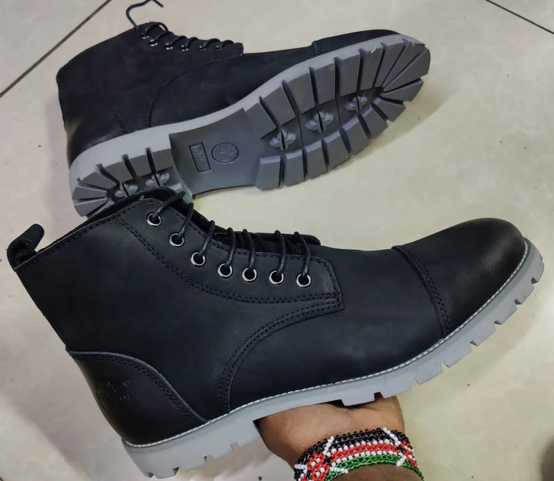 Timberland Leather Classic Boots for Mens Casual Shoes in Black