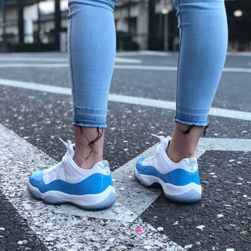 Air Jordan 11 Low University Blue