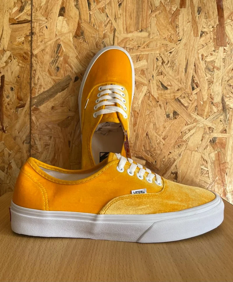 Authentic Velvet Vans of The Wall :Orange