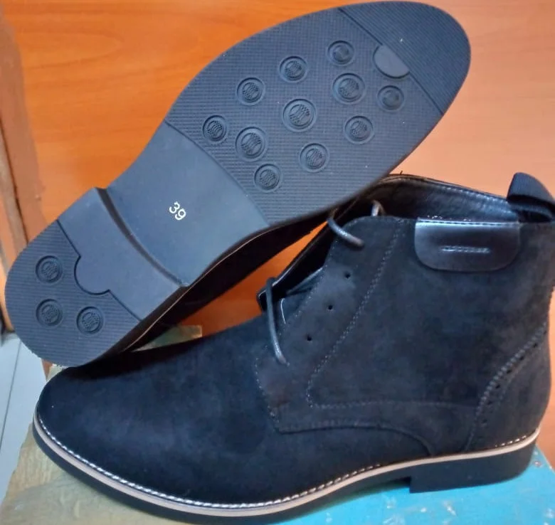 Black-Laced-Men-Chelase-Boots