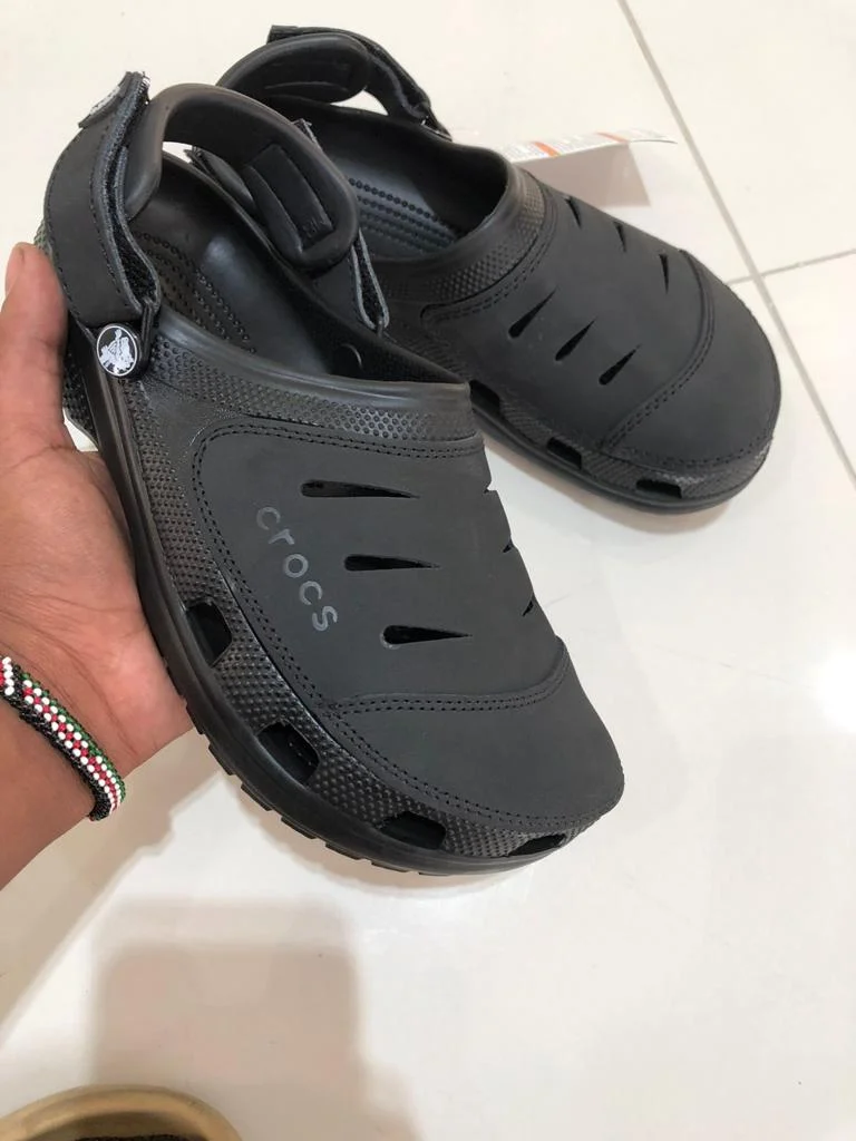 Bogota Crocs Men Black Clogs Sandal