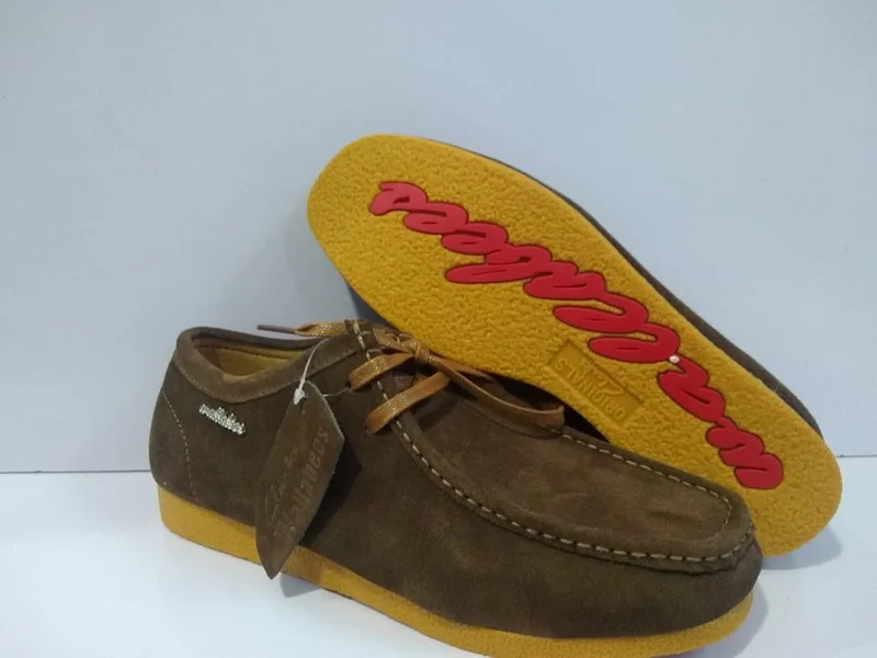 Brown Clarks Wallabees Lace-Up Suede Shoes