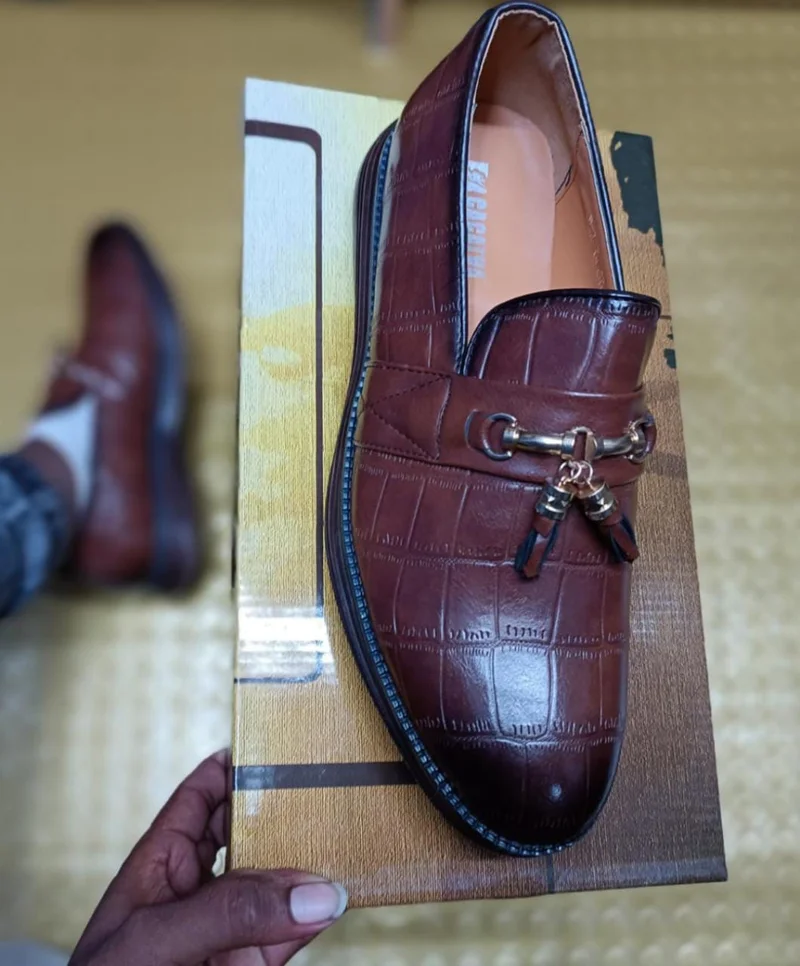 Brown Leather Cacatua Driving Moccasins Mens shoes