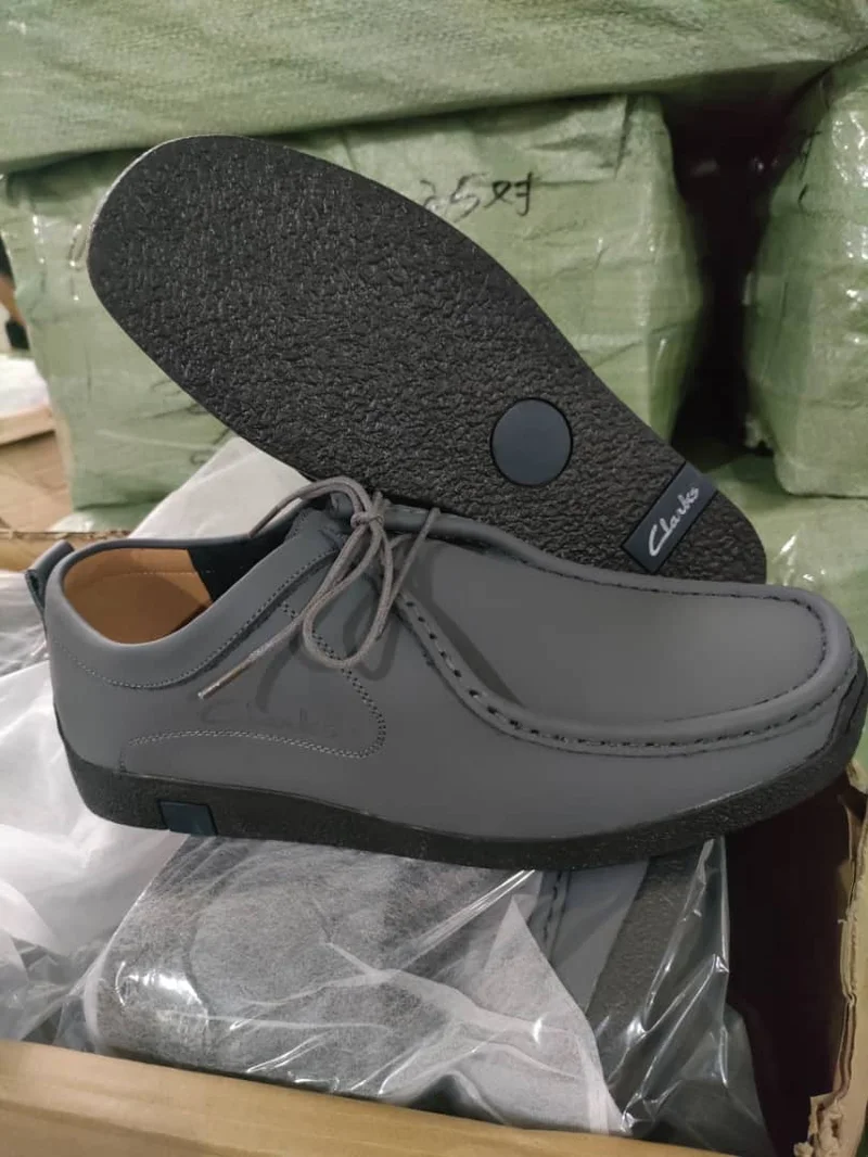 Clark  Lace-Up Leather Shoes - Grey Leather Quality Men Rubber Shoes