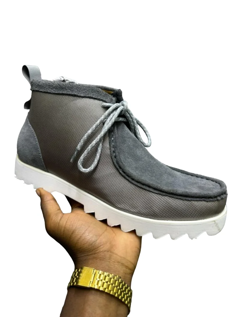 Clarks Chukka Boot - Grey