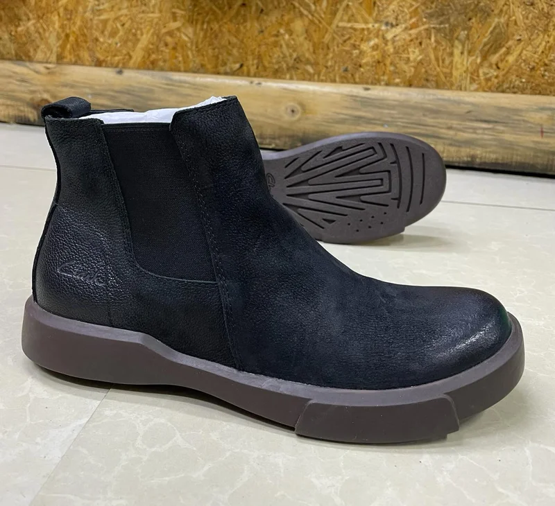 Clarks Genuine Leather Black Mens Boots -  Mens Laceless Shoes