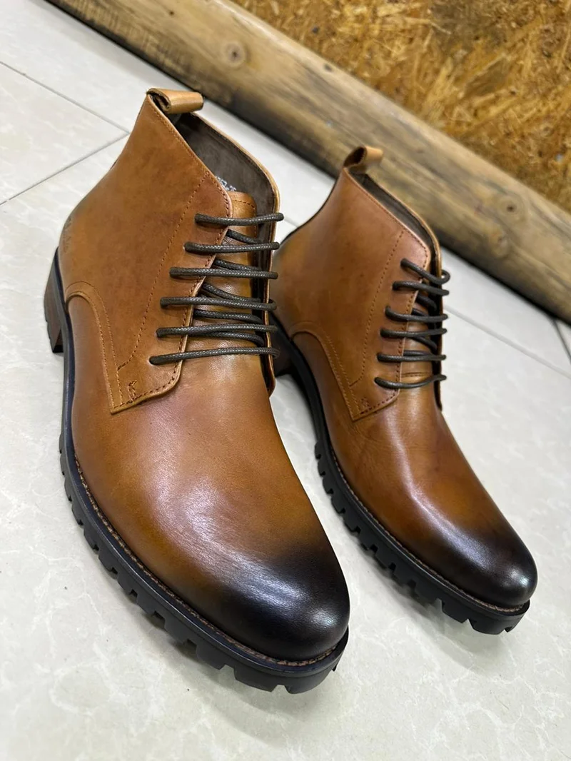 Clarks Leather Work Ankle Laced Boot - Limited Edition