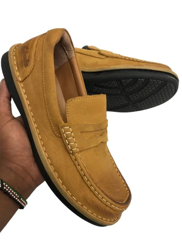 CLARKS SLIP-ON LOAFERS