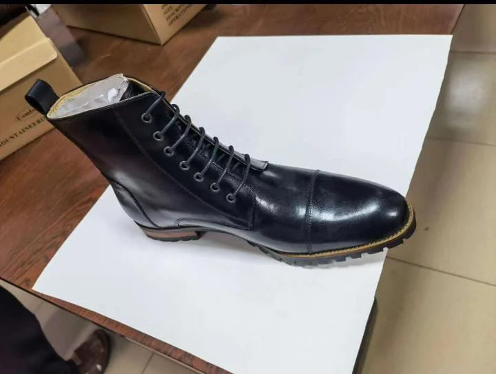 Classic Leather Boots for Mens Casual Shoes in Black