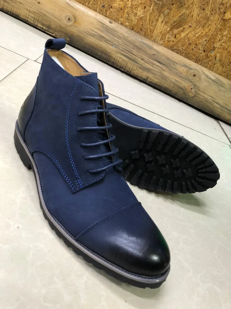 Classic Leather Timberland  Mens Casual Shoes in Blue