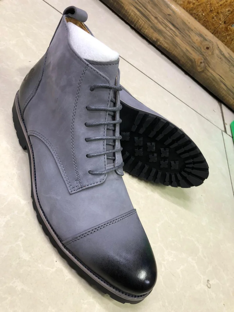 Classic Leather Timberland  Mens Casual Shoes in Grey