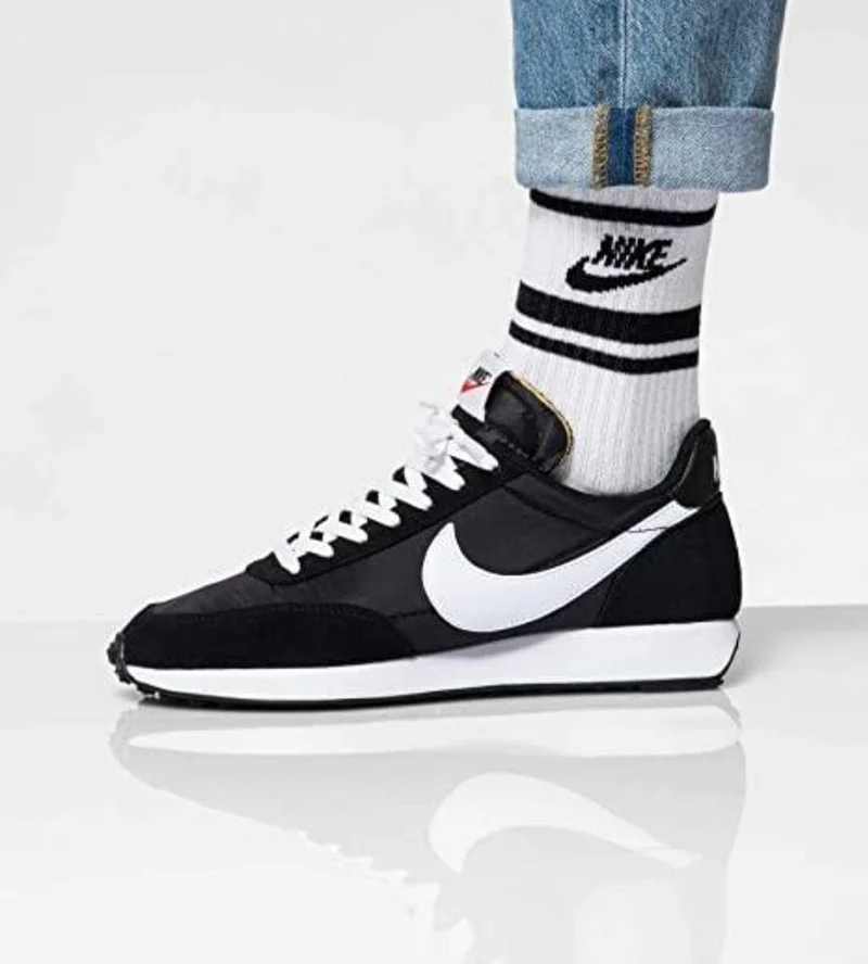 Classic Nike Sacai  Mens Casual  Sneakers Black and White Shoes