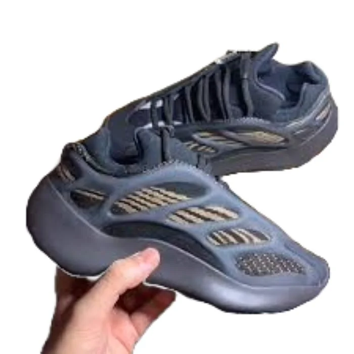 CLAY’S BROWN -BLACK ADIDAS YEEZY 700V3 MEN’S SNEAKERS