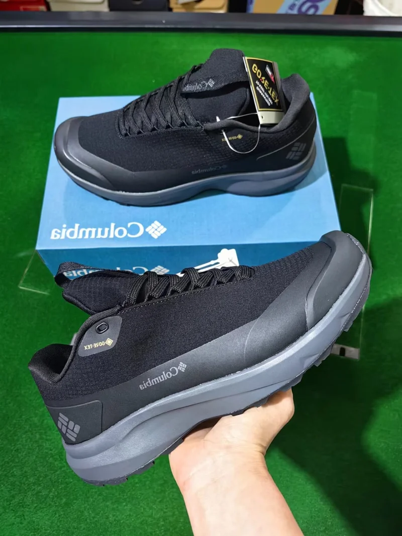 Columbia GORE-TEX BLACK SOLE GREY