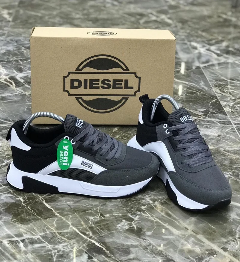 Diesel Sneakers Low-top Shoes