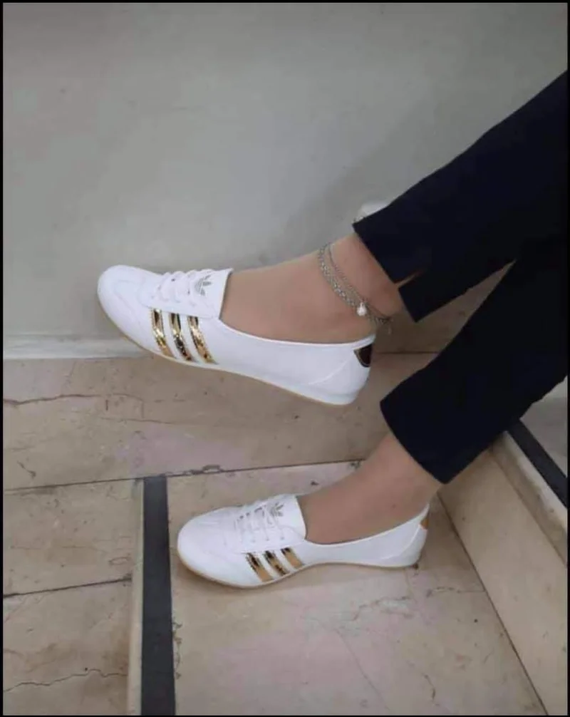 Elegant Adidas Ladies Shoes White /Gold shoes Casual Shoes Flat ladies shoes