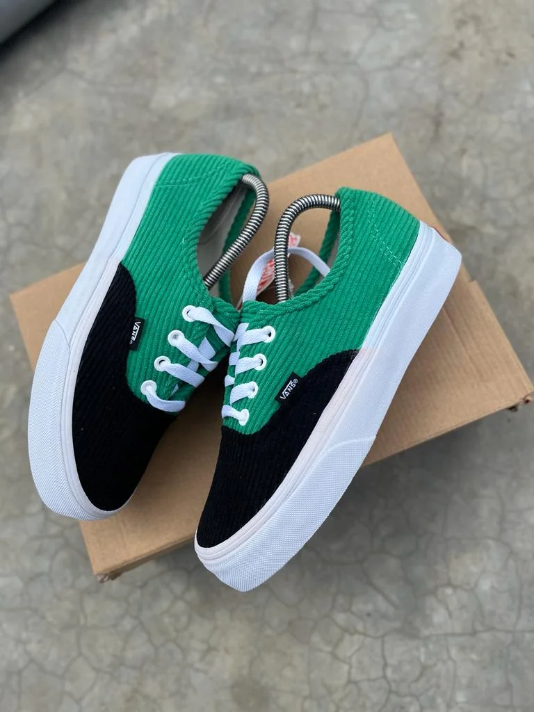 Fabric Double Sole Vans of the Wall Green and Black unisex