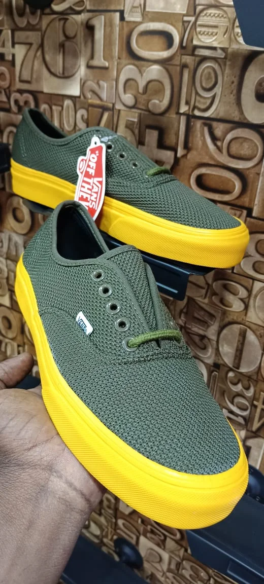 Fabric Double Sole Vans of the Wall Jungle Green and Yellow unisex