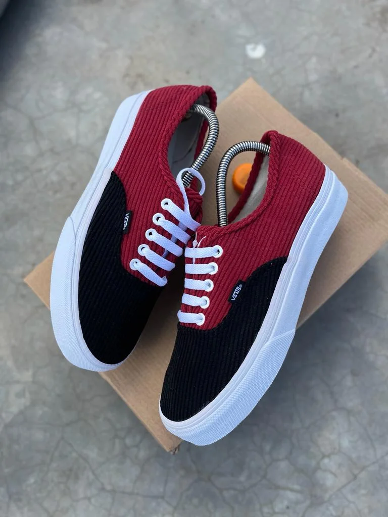 Fabric Double Sole Vans of the Wall Maroon and Black unisex