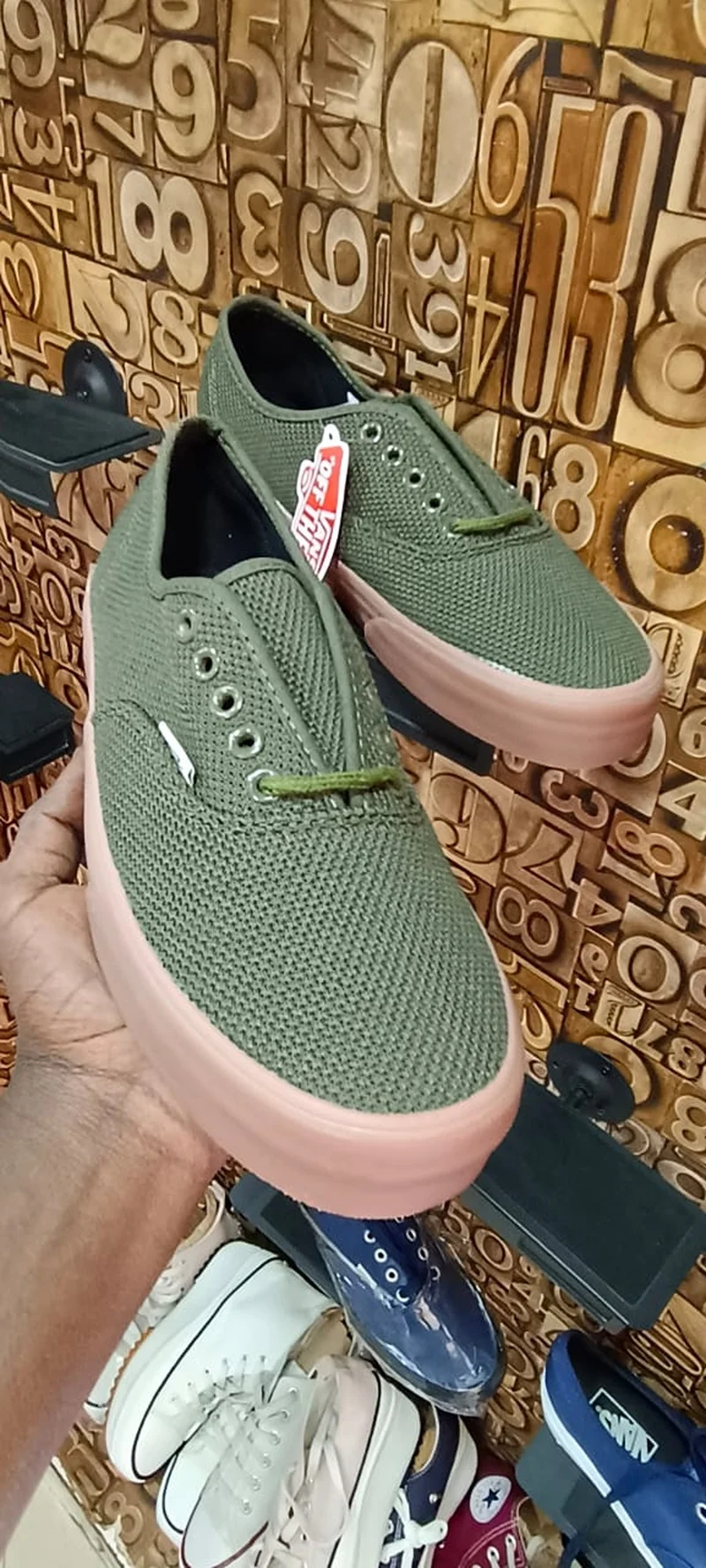 Fabric Double Sole Vans of the Wall Sneakers Green and Gum Sole