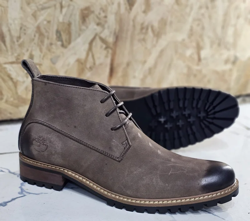 FASHIONABLE CLASSIC LEATHER ANKLE BOOTS FOR MEN.