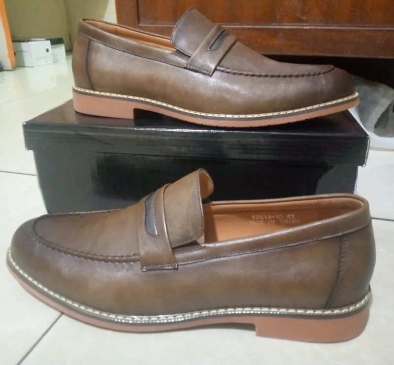 Gold land Coffee Official Leather Shoes