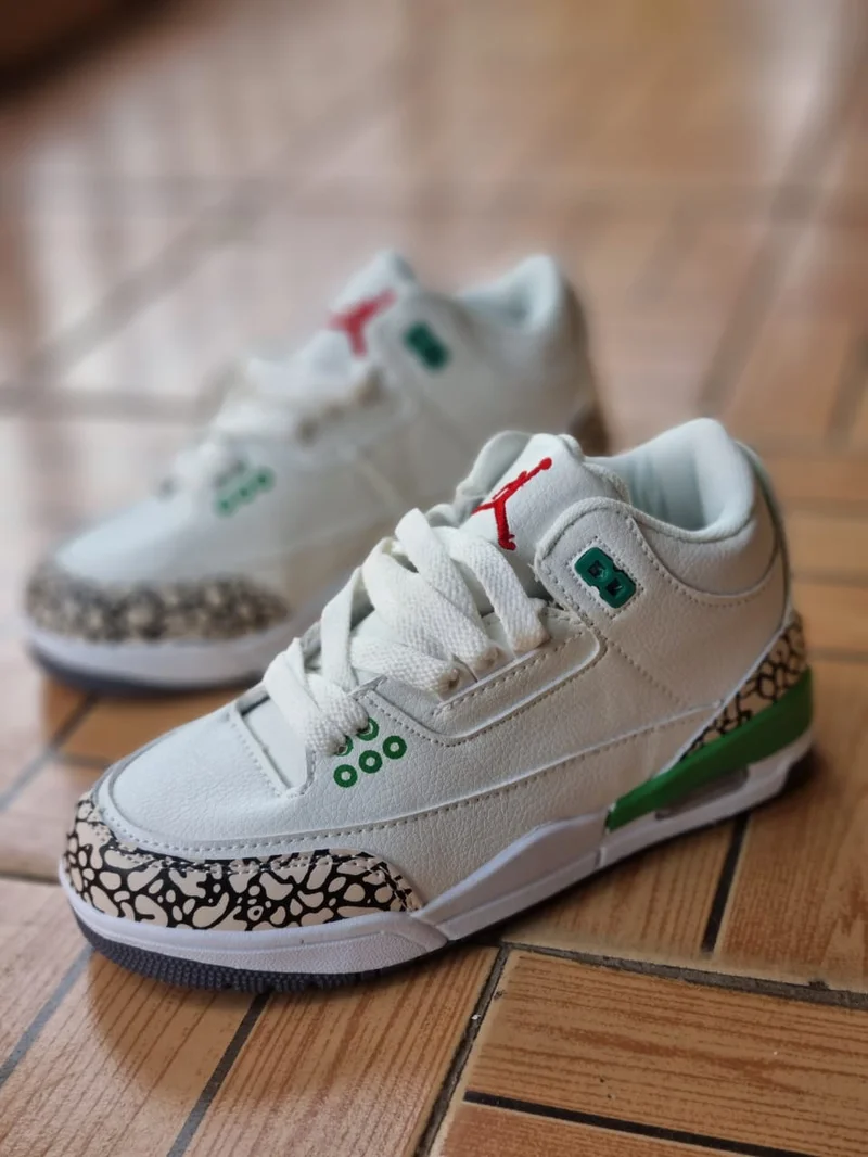 GREEN -WHITE AIR JORDAN 3 RETRO LUCKY SHORT SNEAKERS