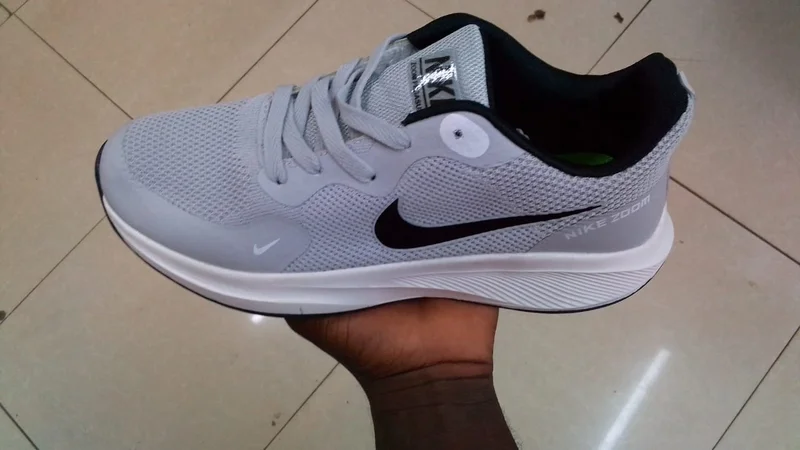 Grey White Nike Zoom  Shoes For Man Running Sneakers