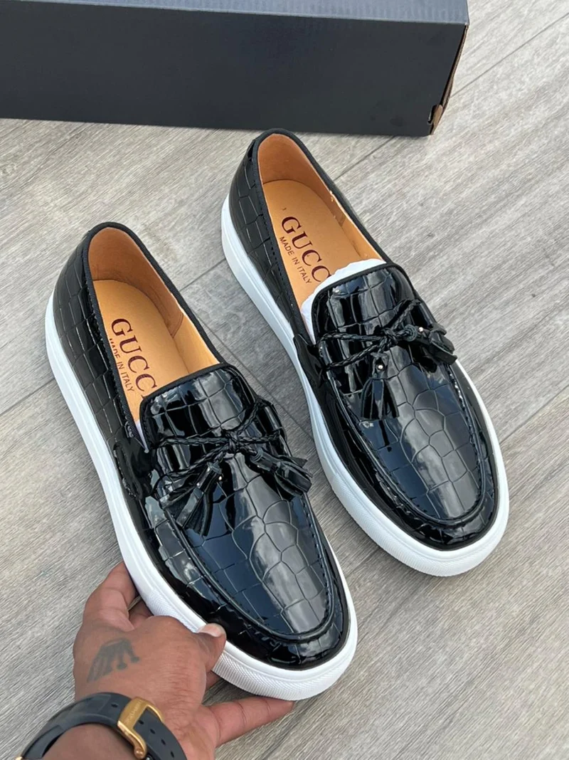 Gucci Fashion Slipon Wet Look  Black Leather Official Shoes