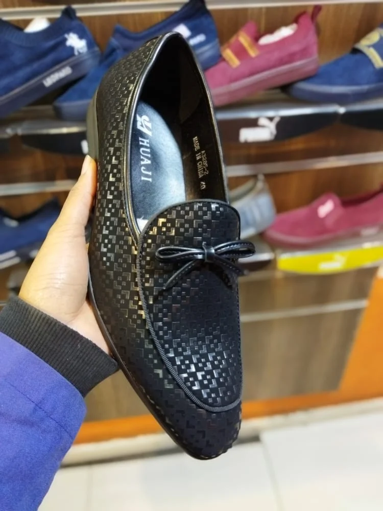 Huaji Slipon Loafer Black Leather Quality Official Shoes
